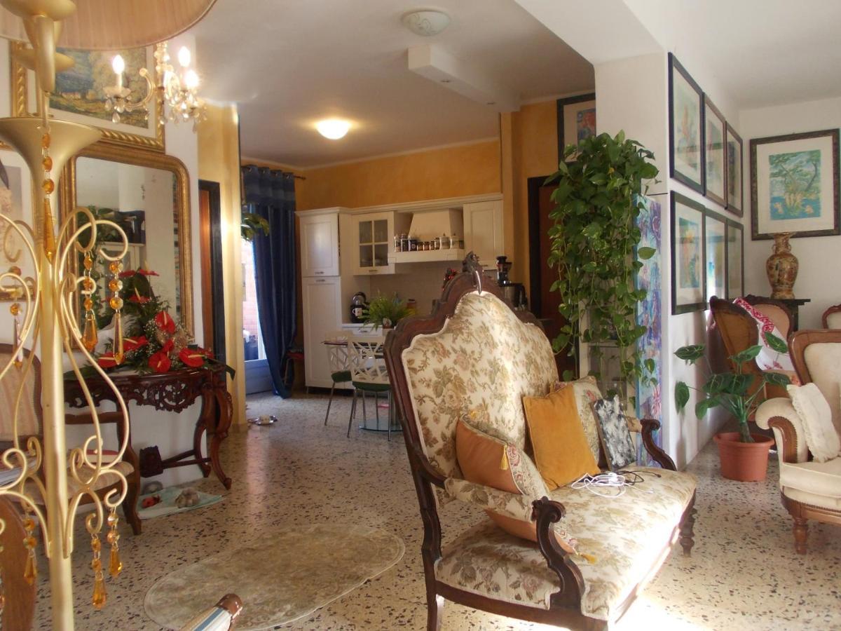 Domus Aurea Bed & Breakfast โอริสตาโน ภายนอก รูปภาพ