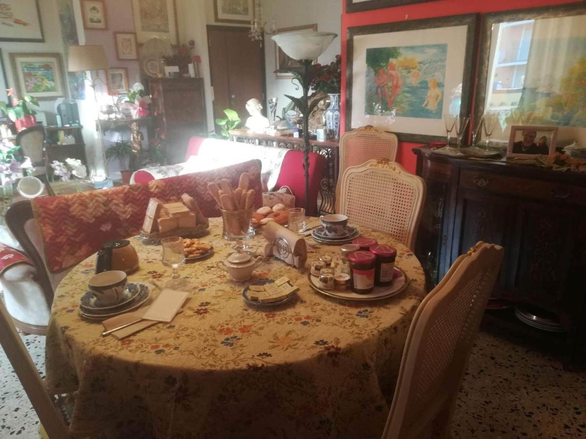 Domus Aurea Bed & Breakfast โอริสตาโน ภายนอก รูปภาพ