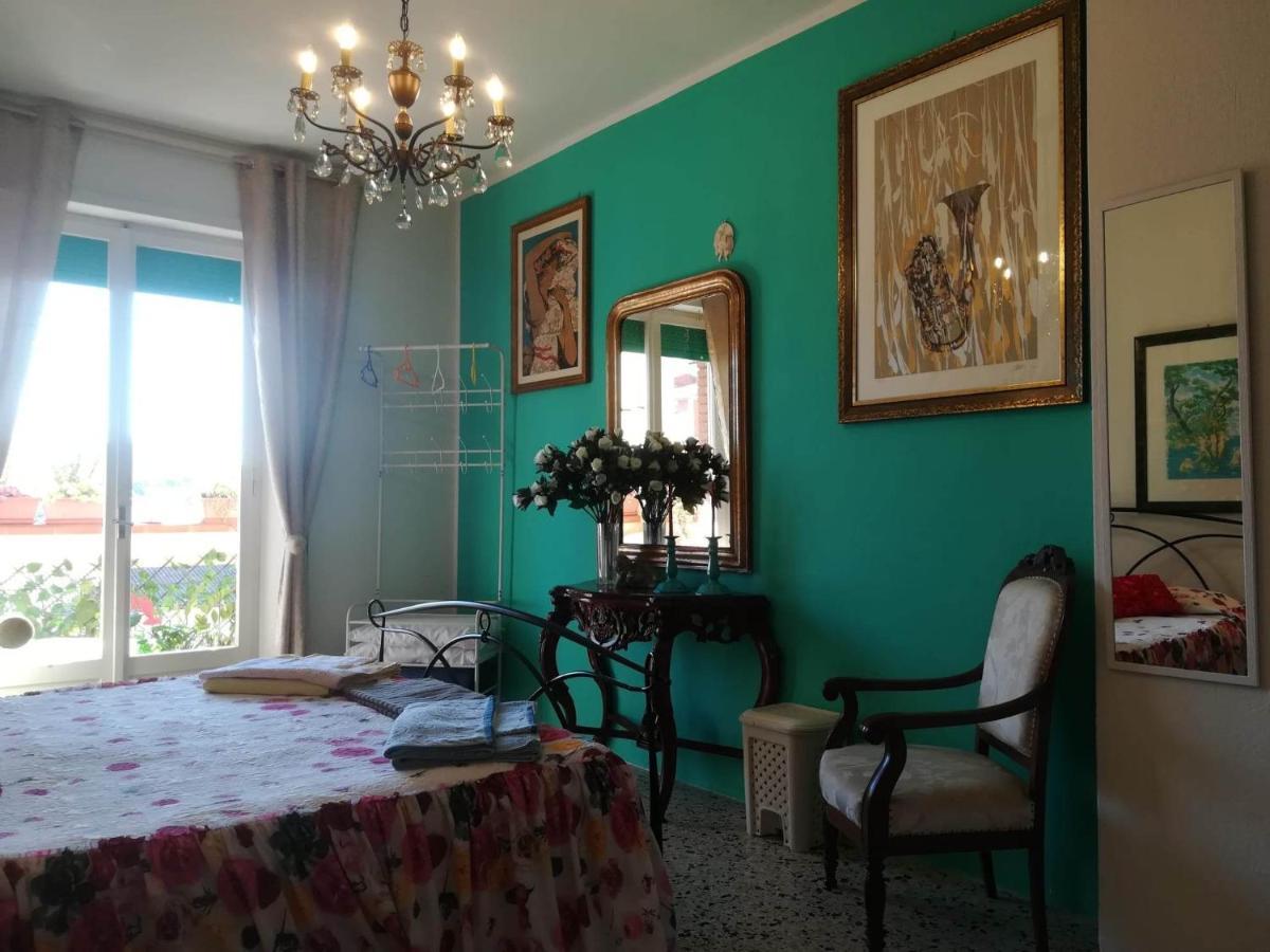 Domus Aurea Bed & Breakfast โอริสตาโน ภายนอก รูปภาพ