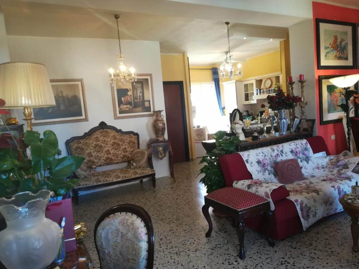 Domus Aurea Bed & Breakfast โอริสตาโน ภายนอก รูปภาพ